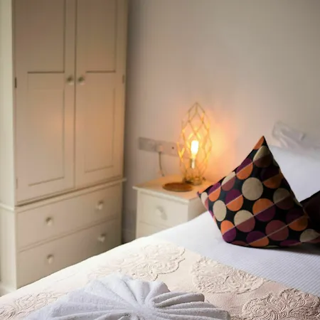 Berkeley Square House Penzion 3*