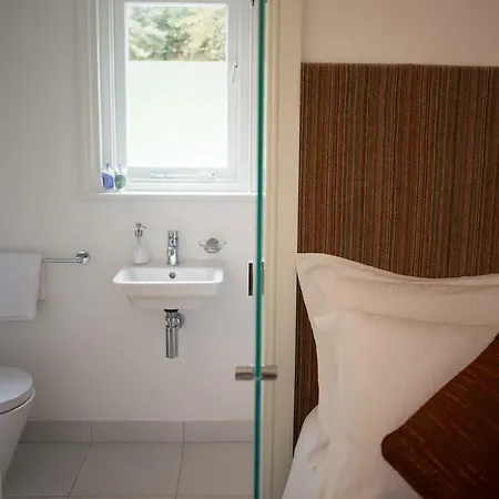 Berkeley Square House 3*