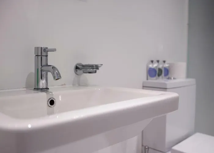 Berkeley Square House 3* 布里斯托