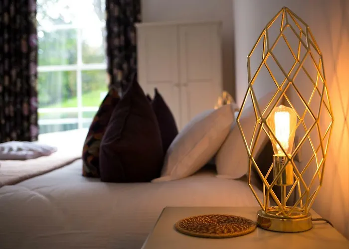 Berkeley Square House Guest house