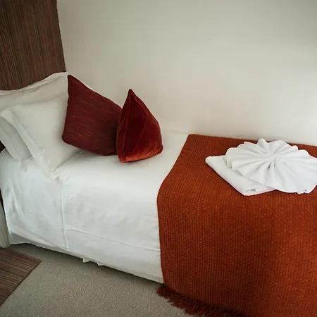 ゲストハウス Berkeley Square House