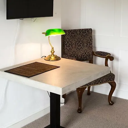 Berkeley Square House